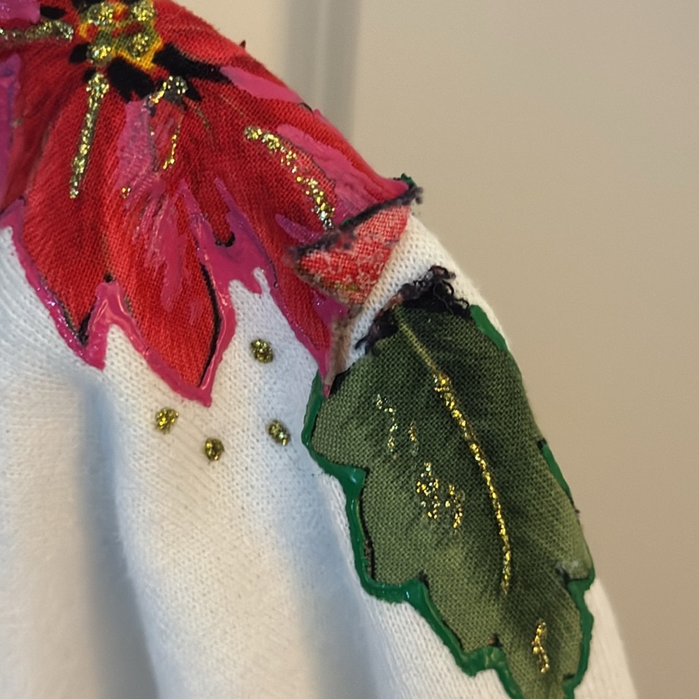 Vintage Poinsettia Christmas Red Green Gold Glitter Crew Sweatshirt M 🎄 - Picture 14 of 14